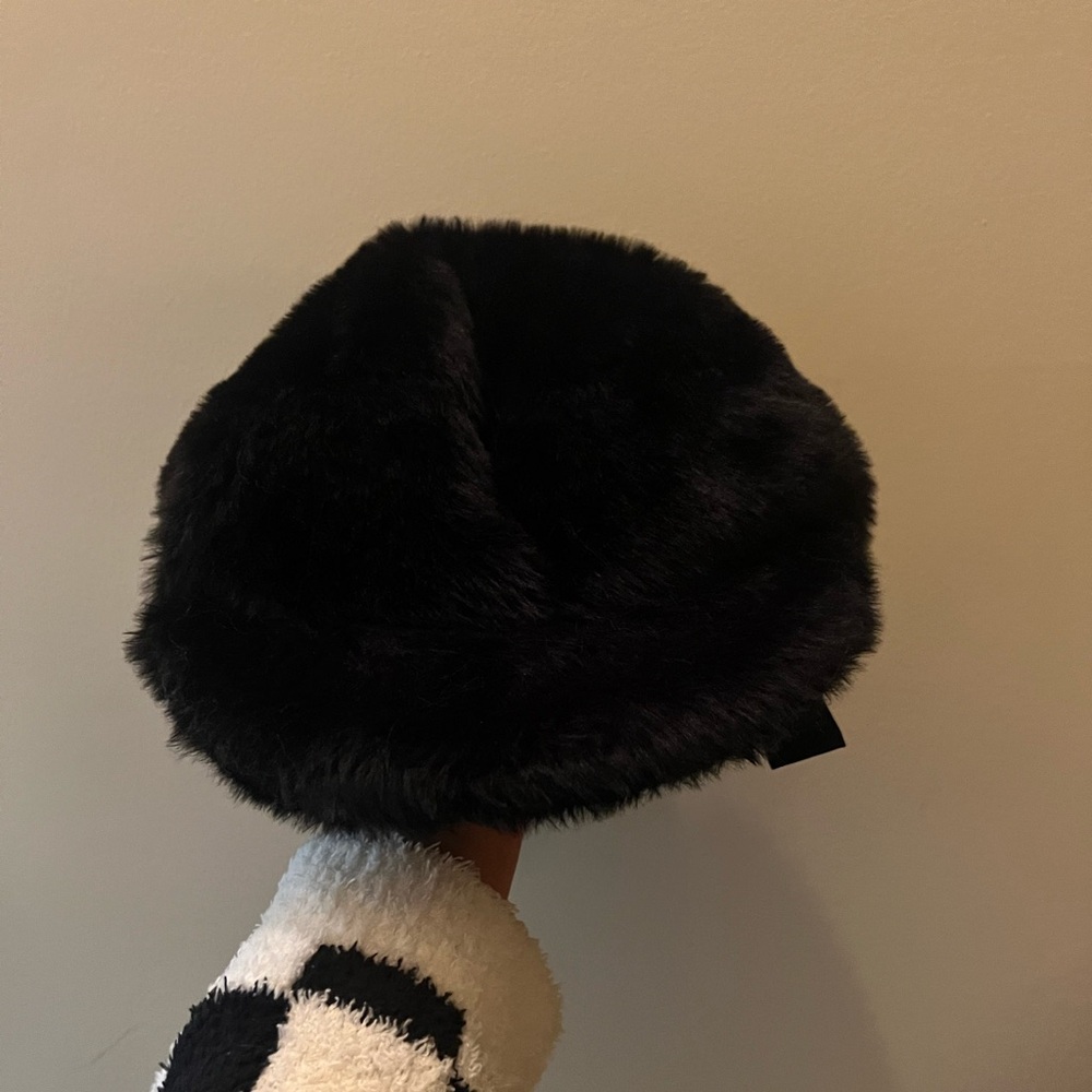 NWT Steve Madden Winter Hat